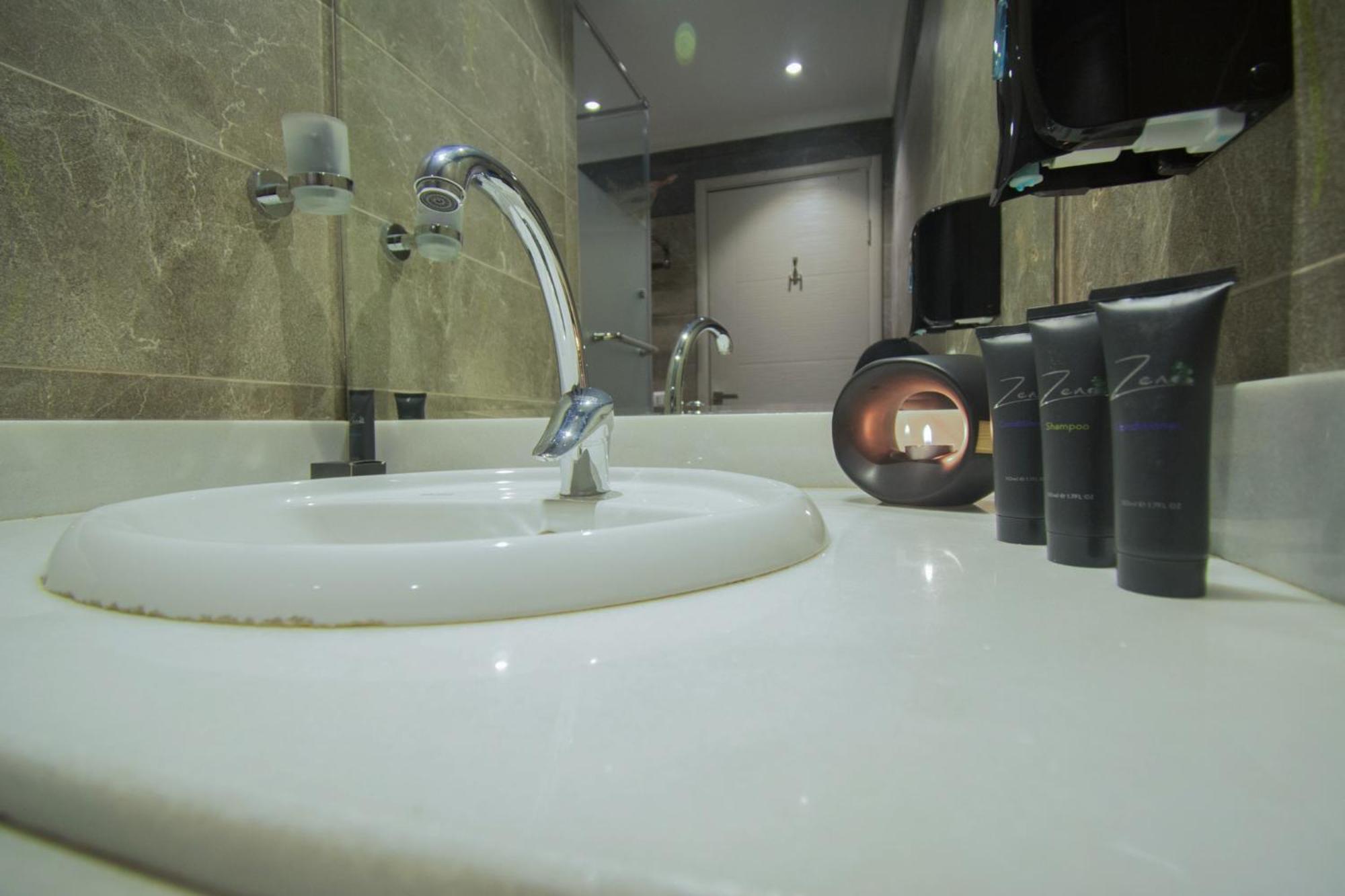 Nile Guardian Hotel Giza 外观 照片